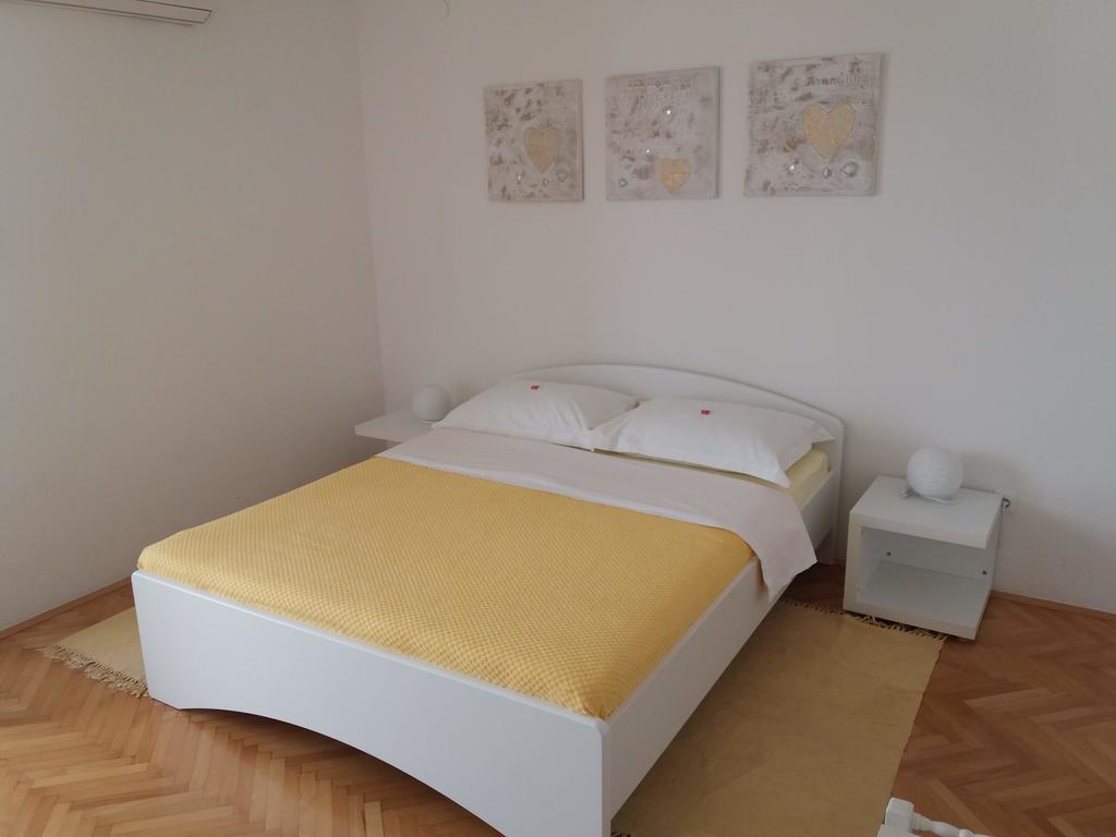 Apartments Jakovic เบรลา ภายนอก รูปภาพ